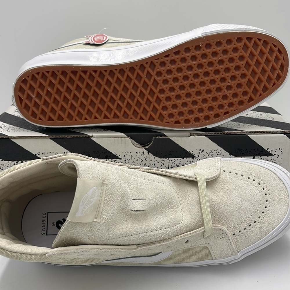 Vans Men’s 0g Sk8-Hi Lx Vault Checkerboard Vintag
VN0A4BVB0VW 
Sneakers - Picture 3 of 16